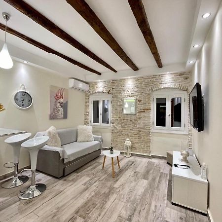 The Well Apartment Corfu  Bagian luar foto