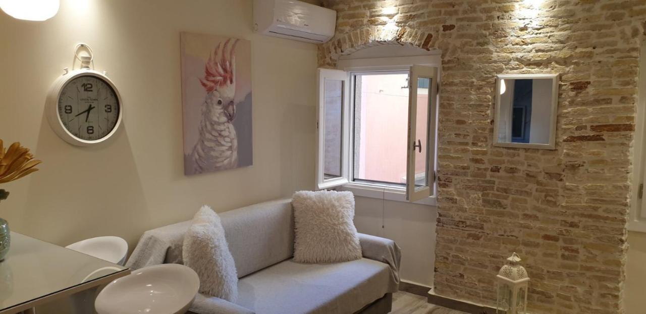 The Well Apartment Corfu  Bagian luar foto
